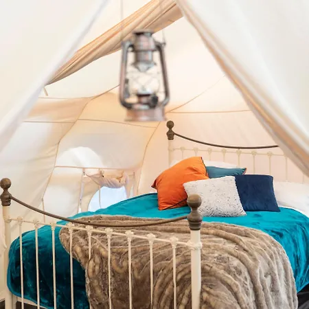 Stargazer Glamping Uk The Mahal 8 People Hotel Ross-on-Wye Exterior photo