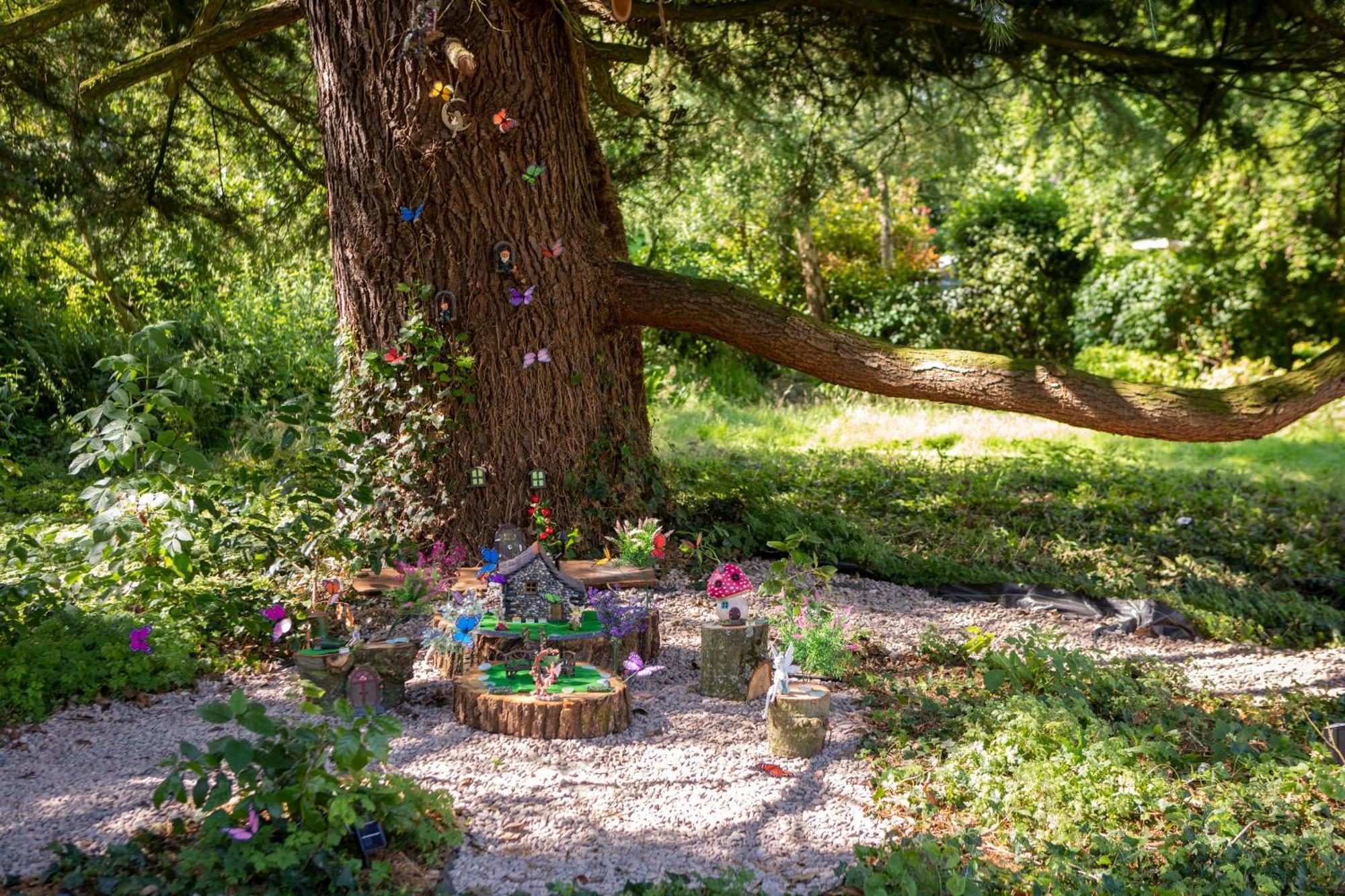 Stargazer Glamping Uk The Mahal 8 People Роскошный шатер Ross-on-Wye